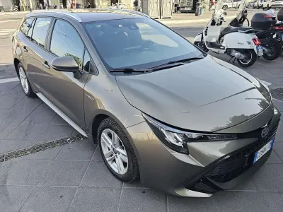 Usata Toyota Corolla Business Edition 98 CV (72 kW) 2020 Station wagon