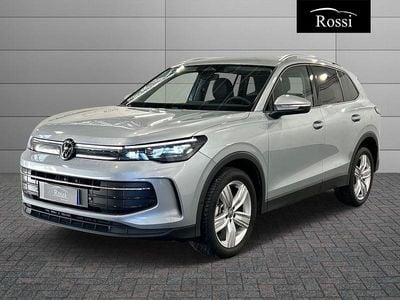 Usata VW Tiguan Edition 193 CV (141 kW) 2025 Grigio chiaro metallizzato SUV