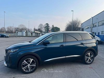 Usata Peugeot 5008 Allure 131 CV (96 kW) 2021 Blu SUV