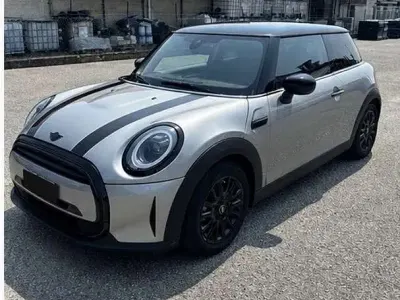 Usata Mini Cooper 156 CV (114 kW) 2024 Utilitaria