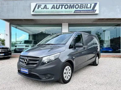 Usata Mercedes Vito 136 CV (100 kW) 2020 Grigio Furgone