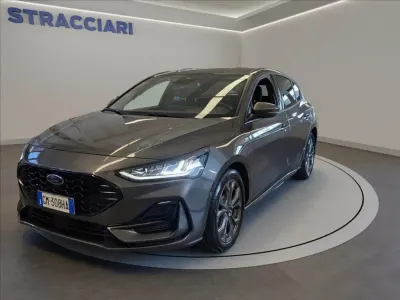 Usata Ford Focus ST-Line X 125 CV (91 kW) 2023 Grigio metallizzato Berlina