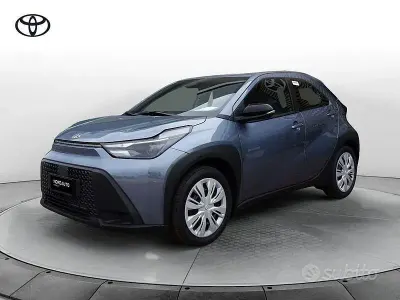 Nuova Toyota Aygo X 115 CV (84 kW) 2026 Grigio SUV