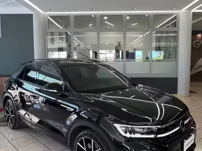 Usata VW T-Roc R 300 CV (220 kW) 2022 Nero SUV