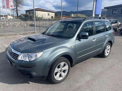 Usata Subaru Forester 147 CV (108 kW) 2010 Verde SUV