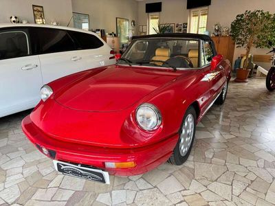 Usata Alfa Romeo Spider 106 CV (77 kW) 1990 Rosso Cabrio