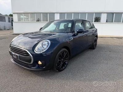 Usata Mini One Clubman Hype 102 CV (75 kW) 2019 Blu Station wagon