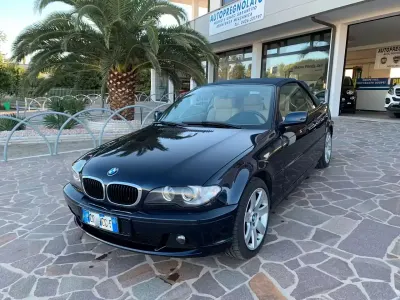 Usata BMW 320 142 CV (104 kW) 2003 Blu Cabrio