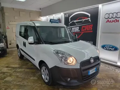 Usata Fiat Doblò 105 CV (77 kW) 2011 Bianco Monovolume