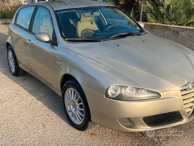 Usata Alfa Romeo 147 2005 Giallo Utilitaria