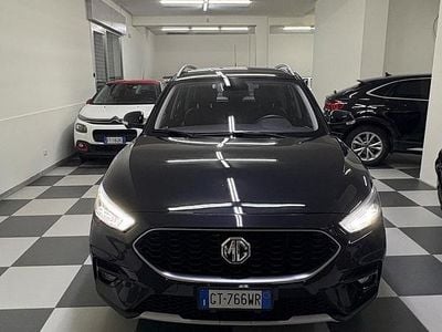 Usata MG ZS Luxury 106 CV (77 kW) 2024 Nero SUV