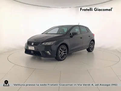 Käytetty Seat Ibiza Black Edition 95 HP (69 kW) 2024 Musta Viistoperä