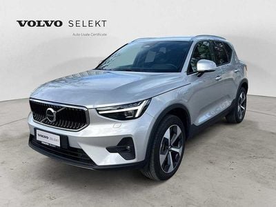 Argento Usata 2025 Volvo XC40 Core SUV | 35.000 € (Buon prezzo)