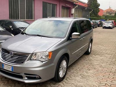 usata Lancia Voyager 2.8L Platinum 177cv(178) auto E5+