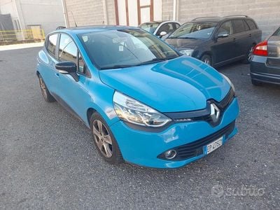 Usata Renault Clio IV Dynamique 73 CV (53 kW) 2013 Blu Berlina