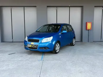 Usata Chevrolet Aveo 84 CV (61 kW) 2009 Bluazzurro Berlina