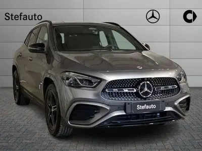 Nuova Mercedes GLA180 Advanced Plus 116 CV (85 kW) 2026 Grigio montagna SUV