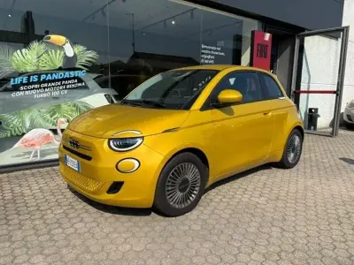 Usata Fiat 500 2025 Giallo Berlina