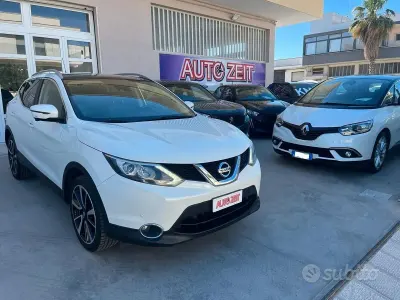 Usata Nissan Qashqai Tekna 110 CV (80 kW) 2017 Bianco SUV