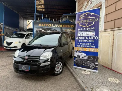 Usata Fiat Panda Lounge 75 CV (55 kW) 2015 Nero Utilitaria