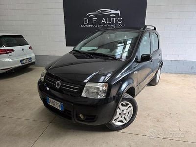 Usata Fiat Panda 4x4 Climbing 69 CV (50 kW) 2007 Nero Utilitaria