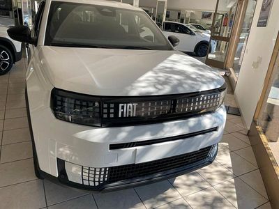 Nuova Fiat Grande Panda Icon 100 CV (73 kW) 2025 Bianco Utilitaria