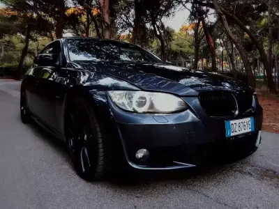 Usata BMW 320 M Sport 177 CV (130 kW) 2009 Nero Berlina