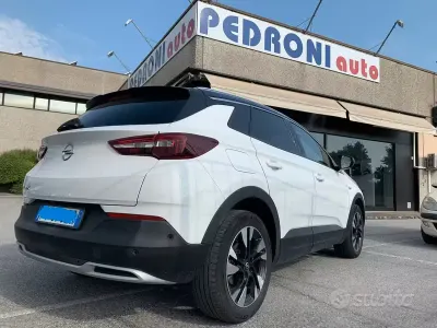 Usata Opel Grandland X S 131 CV (96 kW) 2019 Bianco SUV