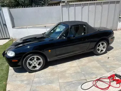 Usata Mazda MX5 110 CV (80 kW) 2003 Nero Cabrio