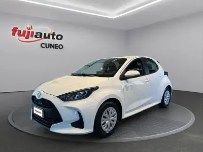 Usata Toyota Yaris Hybrid Active 2025 Bianco Berlina