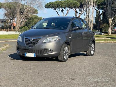 usata Lancia Ypsilon YpsilonIII 1.2 69 CV 5p silver