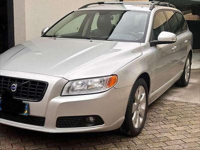 Usata Volvo V70 Summum 136 CV (100 kW) 2008 Argento Station wagon