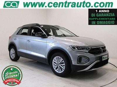 Usata VW T-Roc Life 150 CV (110 kW) 2022 Grigio/nero SUV