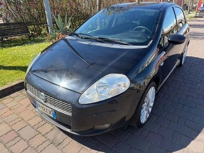 Usata Fiat Grande Punto Emotion 95 CV (69 kW) 2007 Blu Utilitaria