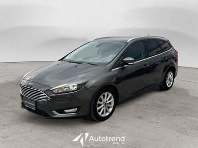 Usata Ford Focus Titanium 120 CV (88 kW) 2016 Grigio scuro Station wagon