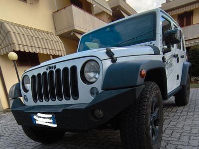 Usata Jeep Wrangler Sahara 200 CV (147 kW) 2015 Bianco SUV
