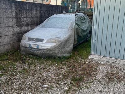 Usata Opel Astra 90 CV (66 kW) 2003 Grigio Berlina