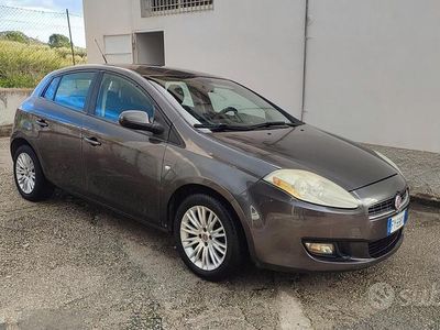 Grigio Usata 2008 Fiat Bravo Active Utilitaria | 1700 € (Buon prezzo)