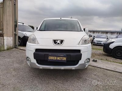 Usata Peugeot Partner 92 CV (67 kW) 2011 Bianco Monovolume