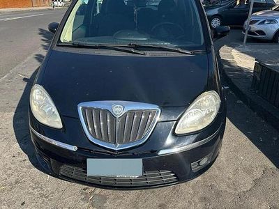 Usata Lancia Musa 75 CV (55 kW) 2008 Nero Monovolume