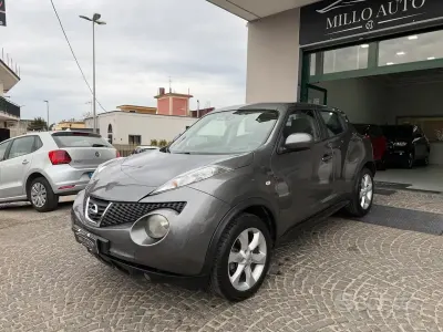 Usata Nissan Juke Acenta 110 CV (80 kW) 2013 Grigio SUV