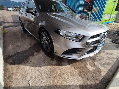Begagnad Mercedes A180 116 HK (85 kW) 2019 Grå Sedan