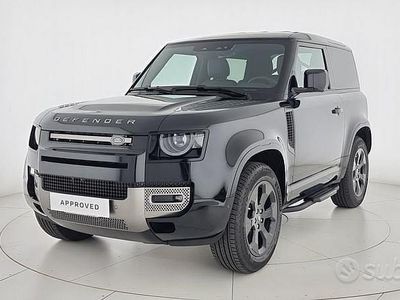 Usata Land Rover Defender SE Dynamic 200 CV (147 kW) 2025 Nero SUV