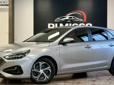 Usata Hyundai i30 Prime 120 CV (88 kW) 2023 Argento Berlina