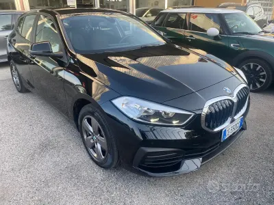 Usata BMW 116 Advantage 116 CV (85 kW) 2021 Nero Utilitaria