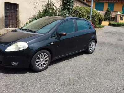 Usata Fiat Grande Punto 80 CV (58 kW) 2006 Nero Utilitaria