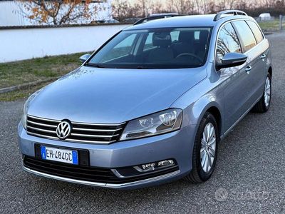 Usata VW Passat Comfortline 140 CV (102 kW) 2011 Blu Station wagon
