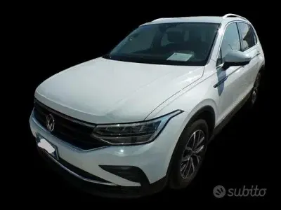 Usata VW Tiguan Life 150 CV (110 kW) 2022 Bianco SUV