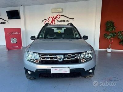 Usata Dacia Duster 110 CV (80 kW) 2017 Grigio SUV