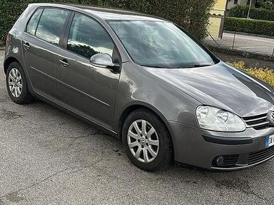 Usata VW Golf IV 105 CV (77 kW) 2006 Grigio Berlina